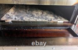 Avantco DPO-18-S Single Deck Countertop Pizza/Bakery Oven 1700W, 120V