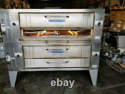Baker's Pride Y600 Y602 Double Deck Natural Gas Pizza Oven with Baking Stones