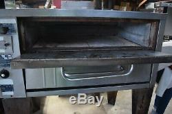 Bakers Pride 151 Gas Deck-Type Pizza Bake Oven