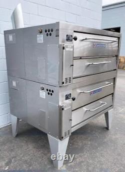 Bakers Pride (352) Double Deck 650° LP Gas Industrial Restaurant Pizza Oven