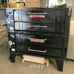 Bakers Pride 352 Series Natural Gas Pizza Oven Double Deck