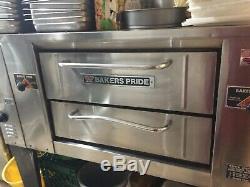 Bakers Pride DS-805 Single Deck LP Gas Pizza Oven