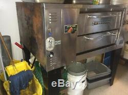 Bakers Pride DS-805 Single Deck LP Gas Pizza Oven