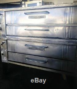 Bakers Pride E541 Natural Gas Double Deck Pizza Ovens