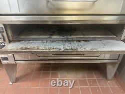 Bakers Pride Model 451 Double Deck Oven- Natural Gas With Stones. Tested Working