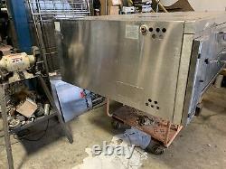 Bakers Pride Y-800 Single Deck Natural Gas Pizza Oven (Rebuilt) 84 inches Wide