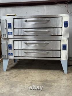 Bakers Pride Y600 Propane Double Pizza/ Deck Ovens