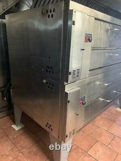 Bakers Pride Y602 Pizza Oven double deck