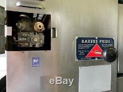 Bakers Pride Y602 Superdeck Series 8 Deck Height Double Gas Pizza Ovens
