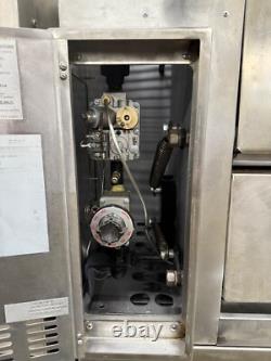 Bakers pride 352 natural gas double deck pizza ovens