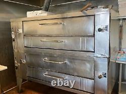 Bakers pride y 602 natural gas 6 pie double stack used pizza oven