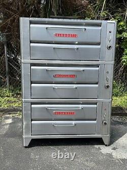 Blodgett 911P 33 x 22 Natural Gas Or Lo Triple Deck Pizza Oven