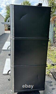 Blodgett 911P 33 x 22 Natural Gas Or Lo Triple Deck Pizza Oven