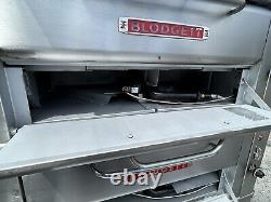 Blodgett 911P 33 x 22 Natural Gas Or Lo Triple Deck Pizza Oven