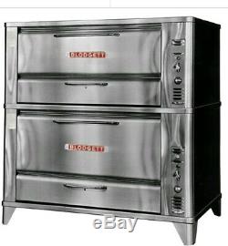 Blodgett 981 H. D. Commercial Natural Gas Double Stacked Stone Decks Pizza Oven