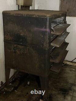 Blodgett 981 Natural Deck Gas Double Pizza Oven. Refurbishing Needed