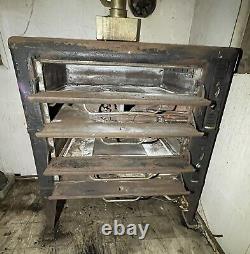 Blodgett 981 Natural Deck Gas Double Pizza Oven. Refurbishing Needed