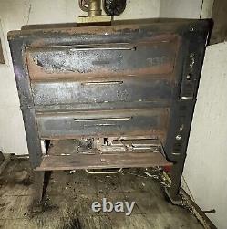 Blodgett 981 Natural Deck Gas Double Pizza Oven. Refurbishing Needed