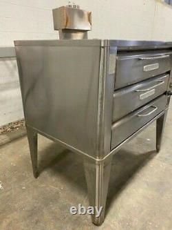 Blodgett 981 Natural Gas Steel Double Deck Pizza Sub Oven WORKS GREAT