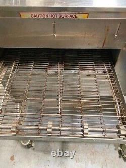 Conveyor Oven/ Blodgett MT1820E 18 Pizza Oven/ Electric 208V, 1 Phase