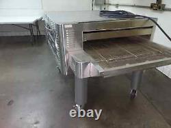 Discounted QII-55 Pizza Conveyor Oven Natural Gas (Original Price $30k)