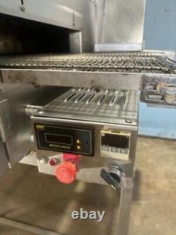 Doyon, Jet Air Turbo Fan, Fc18e Single Phase 18w Conveyor Pizza Oven On Stand