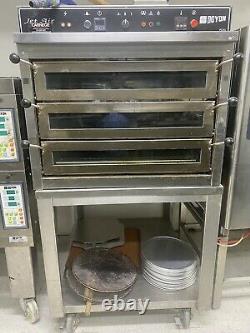 Doyon PIZ3G Triple Deck Countertop Pizza Oven, Natural Gas
