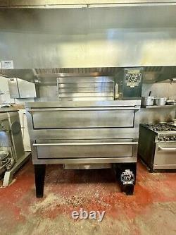 Garland Double Deck Oven (IN USE) Pizza G56PB