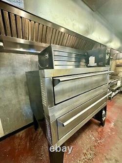 Garland Double Deck Oven (IN USE) Pizza G56PB