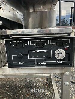 Lincoln 1132 Double Deck Conveyor Pizza Oven