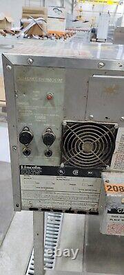 Lincoln 1132 Impinger Conveyor Pizza Oven -3 phase 120/208, 18 Conveyor withStand