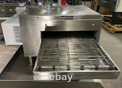 Lincoln 1302 (1301) Countertop Electric Conveyor Pizza Oven