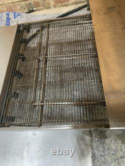 Lincoln 2501 Electric Conveyor Pizza Oven VIDEO Tested