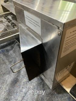 Lincoln 2501 Electric Conveyor Pizza Oven VIDEO Tested