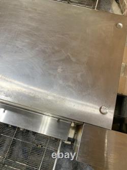 Lincoln 2501 Electric Conveyor Pizza Oven VIDEO Tested