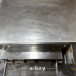 Lincoln 2501 Electric Conveyor Pizza Oven VIDEO Tested