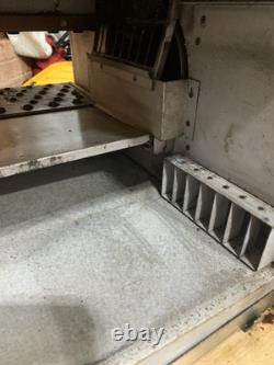 Lincoln 2501 Electric Conveyor Pizza Oven VIDEO Tested