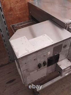 Lincoln Impinger 1132-000-A Conveyor Pizza Oven 208V 3-Ph + Stand