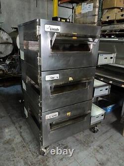 Lincoln Impinger 1132-000-U Triple Stack Electric Conveyor Pizza Oven