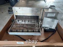 Lincoln Impinger 1301 Countertop Electric Conveyor Pizza Oven