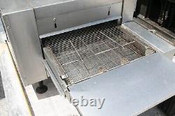 MIDDLEBY MARSHALL CTX CTO 211140066 RADIENT CONVEYOR PIZZA/COOKIE OVEN 240v