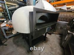 Marra Forni's RT110 Nat. Gas Commercial Brick Rotating Pizza Oven