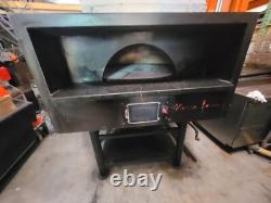 Marra Forni's RT110 Nat. Gas Commercial Brick Rotating Pizza Oven