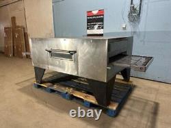 Mastermatic Mg-32 Heavy Duty, Natural Gas 32 Single Deck Conveyor Pizza Oven