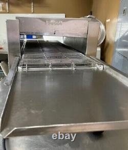 Star Holman Miniveyor Conveyor Countertop Pizza Oven 210HX