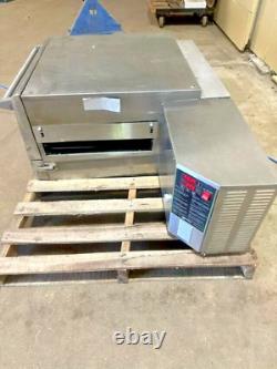 Star UM1854-LP Holman Ultra-Max Impingement LP Gas Conveyor Oven 18in Pizza