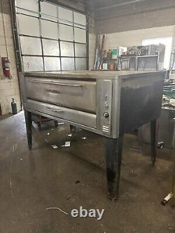 Used BLODGETT 1060 DECK GAS PIZZA OVEN WITH STONES. READY TO FIRE UP