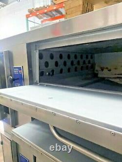 Used Bakers Pride Y-602 Double Pizza Deck Oven, Gas