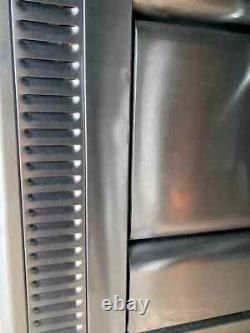 Used Blodgett 1060 pizza oven double deck gas or propane