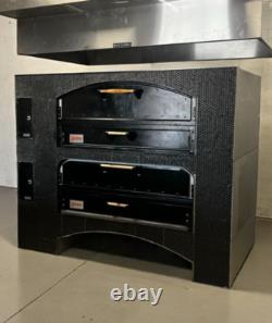 Used Certified Marsal MB866 Double deck pizza oven Gas or Propane